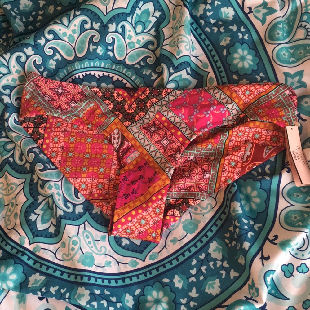 NWT Victoria’s Secret bikini bottom